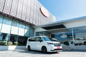 STEPWAGON E:HEV SPADA PREMIUM LINE BLACK EDITION