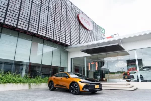 CROWN CROSSOVER RS ADVANCE 2.4 TURBO