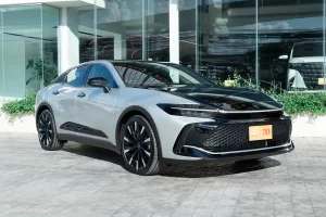 CROWN CROSSOVER RS ADVANCE 2.4 TURBO